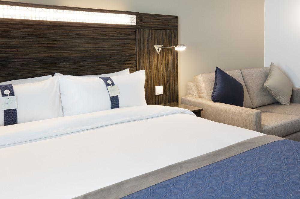 Holiday Inn Express Dubai Safa Park, An Ihg Hotel Eksteriør bilde