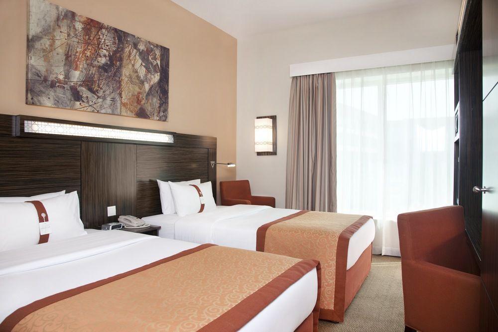 Holiday Inn Express Dubai Safa Park, An Ihg Hotel Eksteriør bilde