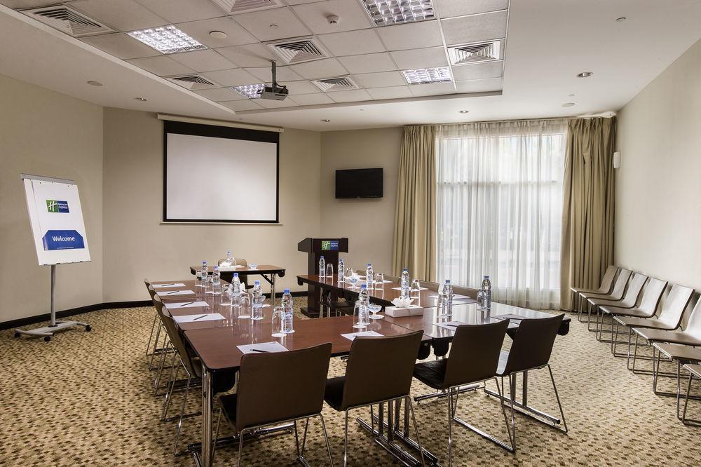 Holiday Inn Express Dubai Safa Park, An Ihg Hotel Eksteriør bilde